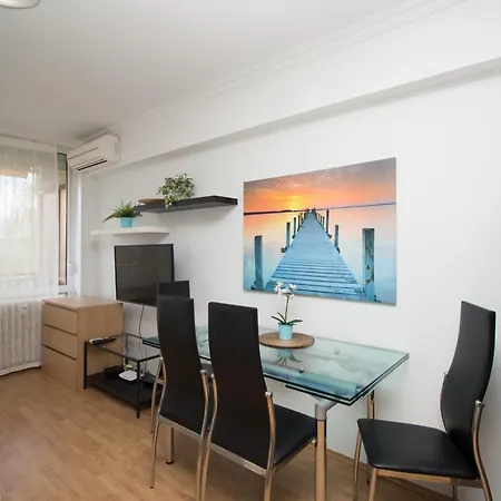 Beach Es Lido Apartman Zamardi