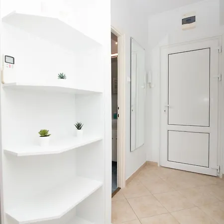 Beach Es Lido Apartman *