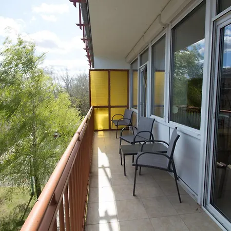 Апартаменты Beach Apartman