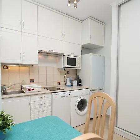 Beach Es Lido Apartman Zamardi