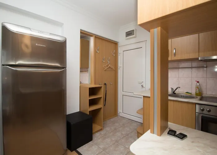 Beach Apartman Замарди