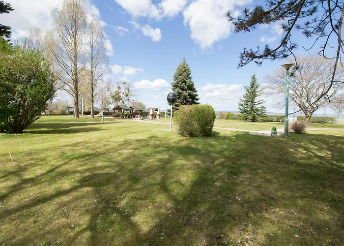 アパート Beach Apartman